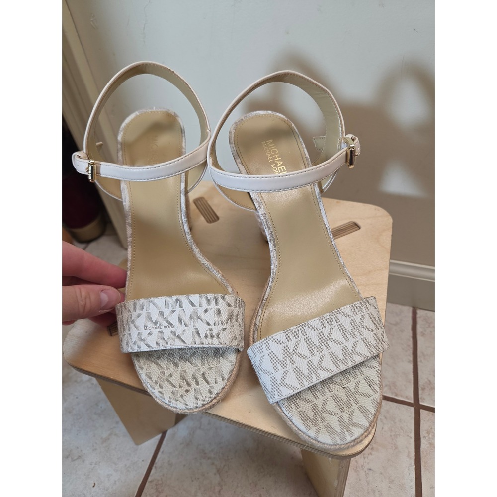 Michael Kors MK Logo Espadrille Platform Sandals White Cream Block Heel Size 8 - Picture 8 of 11